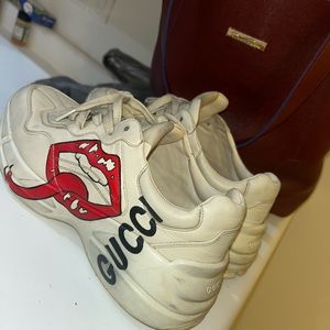 Gucci shoes
